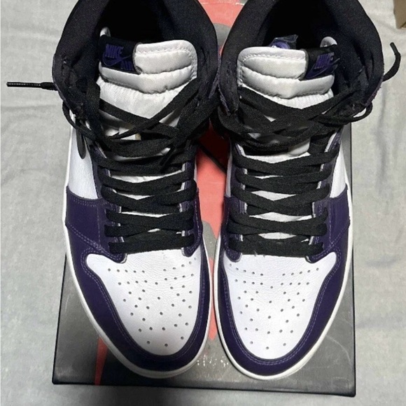 Jordan Men's White and Purple Sneakers - Picture 7 of 7